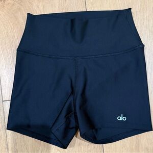 ALO Yoga High-Waist Black Shorts